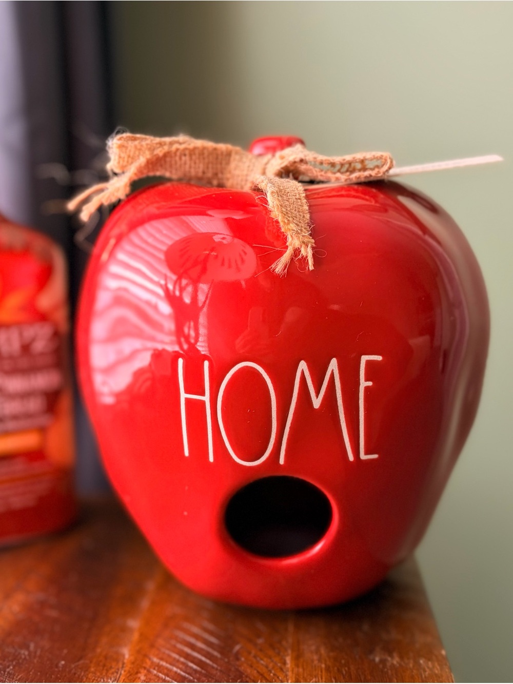 Rae Dunn Vibrant Red 'HOME' Ceramic Apple Farmhouse Birdhouse - Picture 4 of 9